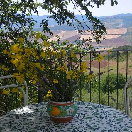 Romantico * Radicofani